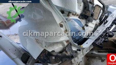 Renault Clio Sol Arka Çamurluk çıkma parça