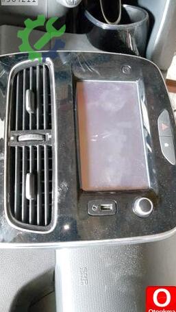 Renault Clio Teyp çıkma parça