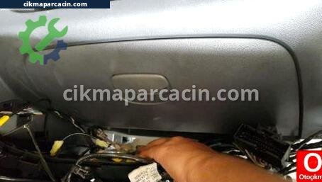 Renault Clio Torpido Kapağı çıkma parça