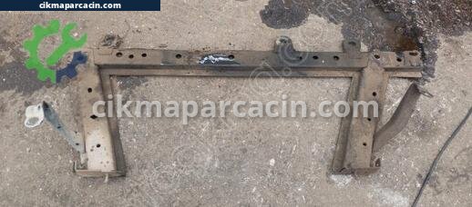 Renault Clio Radyatör Ayağı çıkma parça