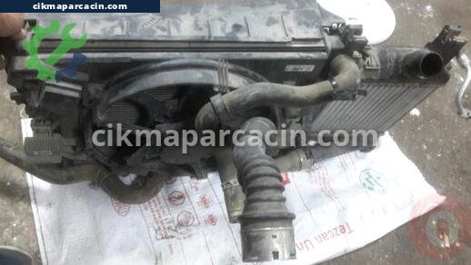 Renault Clio Radyatör Hortumu çıkma parça