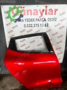Renault Clio Sağ Arka Kapı Çıkma