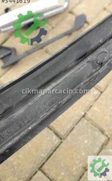 Renault Clio Tampon Izgara Çıtası çıkma parça