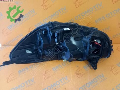 Renault Clio Sağ Şasi çıkma parça