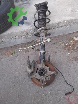 Renault Clio Taşıyıcı çıkma parça