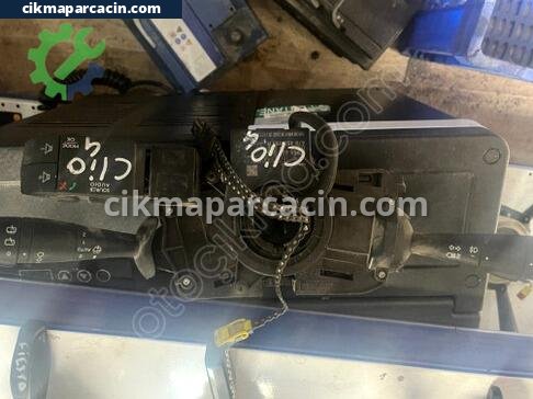Renault Clio Silecek Kolu çıkma parça