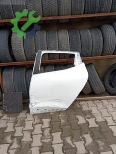 Renault Clio 4 sol arka kapı 2014 2019 arasi