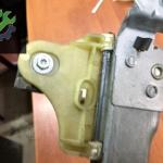 RENAULT CLİO 4 SOL ÖN CAM KRİKOSU ORJ ÇIKMA