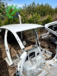 Renault Clio Orijinal Çıkma Tavan Çıtası