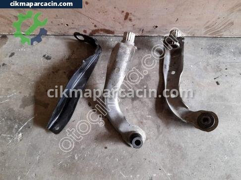 Renault Clio Travers çıkma parça