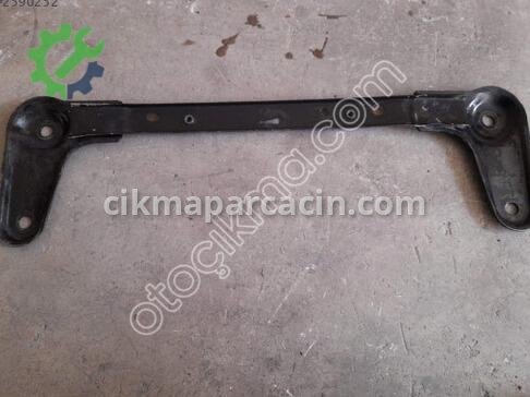 Renault Clio Travers çıkma parça