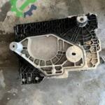 RENAULT CLIO 5  AKÜ ALT TABLA ORJİNAL ÇIKMA