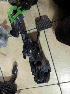 Renault Clio Orijinal Çıkma Pedal