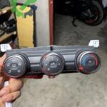 RENAULT CLİO 5 EVOLUTİON KLİMA KONTROL PANELİ 275007620R