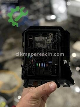 Renault Clio Sigorta Kutusu 284B74633R çıkma parça