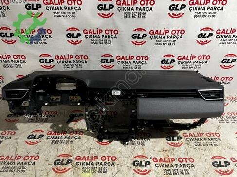 Renault Clio Torpido çıkma parça