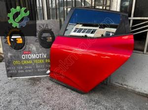 RENAULT CLİO 5 Hatasız Çıkma Orijinal Sol Arka Kapı