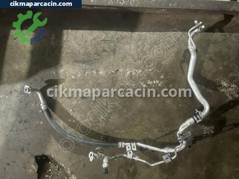 Renault Clio Klima Borusu çıkma parça