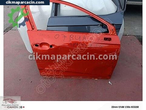 Renault Clio Ön Kapı çıkma parça