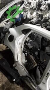 Renault Clio Sağ Arka Çamurluk Çıkma