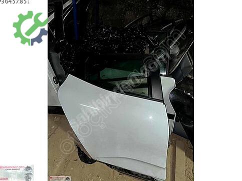 Renault Clio Kapı çıkma parça