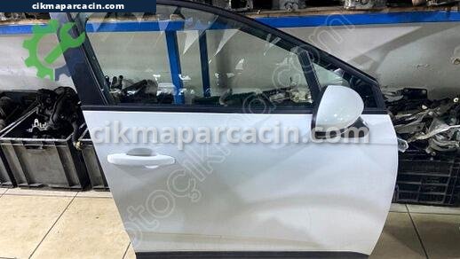 Renault Clio Sağ Ön Kapı çıkma parça