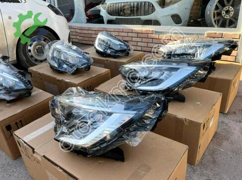 Renault Clio Sağ Ön Far çıkma parça