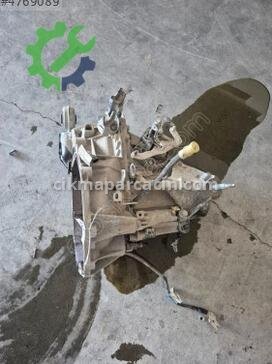 Renault Clio Şanzıman Komple çıkma parça