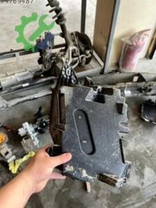 RENAULT CLIO 5  SİGORTA KUTUSU KAPAĞI ORJİNAL ÇIKMA