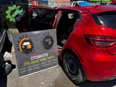 Renault Clio Arka Çamurluk çıkma parça