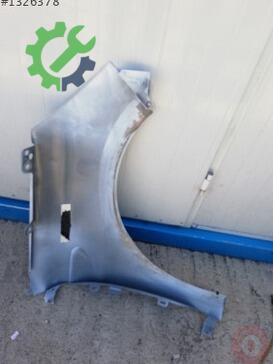 Renault Clio Sol Ön Çamurluk çıkma parça