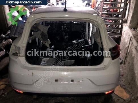 Renault Clio Arka Kesme çıkma parça