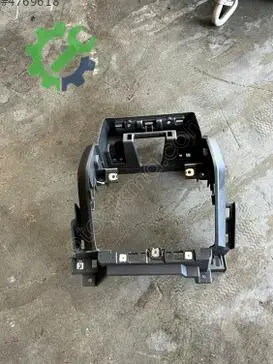 Renault Clio Teyp Çerçevesi çıkma parça