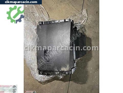 Renault Clio Torpido çıkma parça