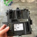 RENAULT CLIO 5 UCH BEYNİ ORJİNAL ÇIKMA
