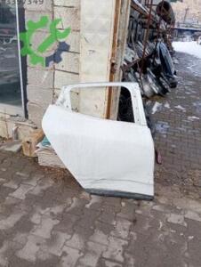 Renault Clio 5.5 sağ arka kapı