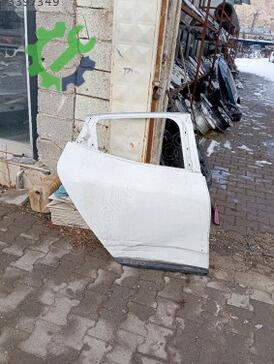 Renault Clio Sağ Arka Kapı çıkma parça