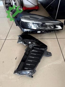 Renault Clio Sol Ön Far çıkma parça