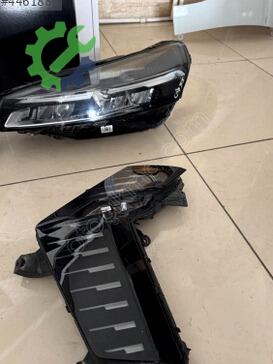 Renault Clio Sol Ön Far çıkma parça