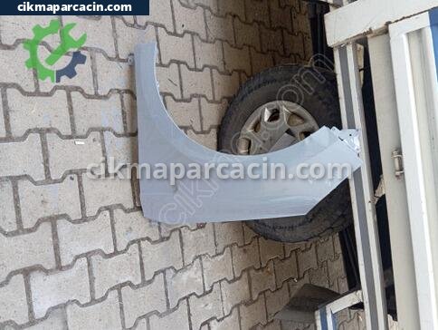 Renault Clio Sol Ön Çamurluk çıkma parça