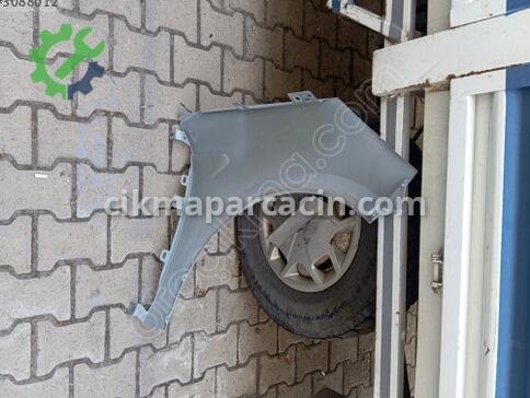 Renault Clio Sol Ön Çamurluk çıkma parça