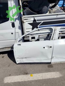 Renault R 5 Sol Ön Kapı çıkma parça