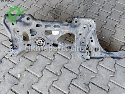 Renault Clio Travers çıkma parça