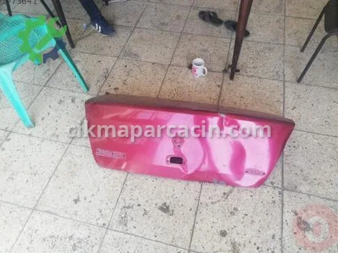 Renault Clio Bagaj Kapağı çıkma parça