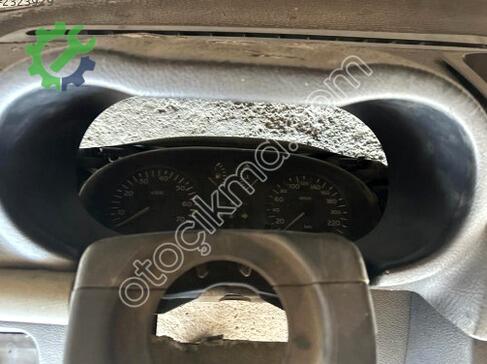 Renault Clio Göğüs çıkma parça
