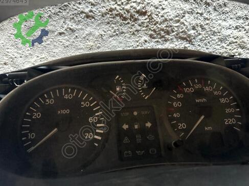 Renault Clio Göğüs çıkma parça