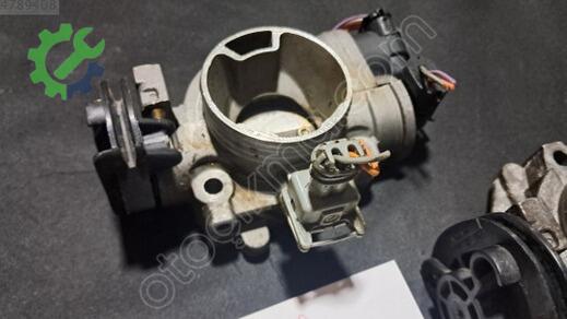 Renault Clio Gaz Kelebeği 7700108120 çıkma parça