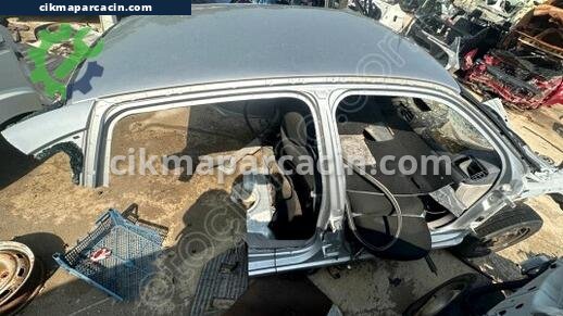 Renault Clio Tavan çıkma parça