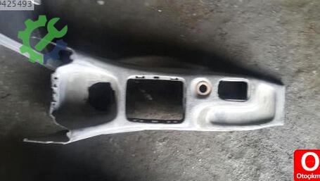 Renault Clio Orta Konsol çıkma parça