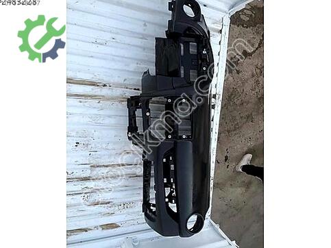 Renault Clio Torpido çıkma parça